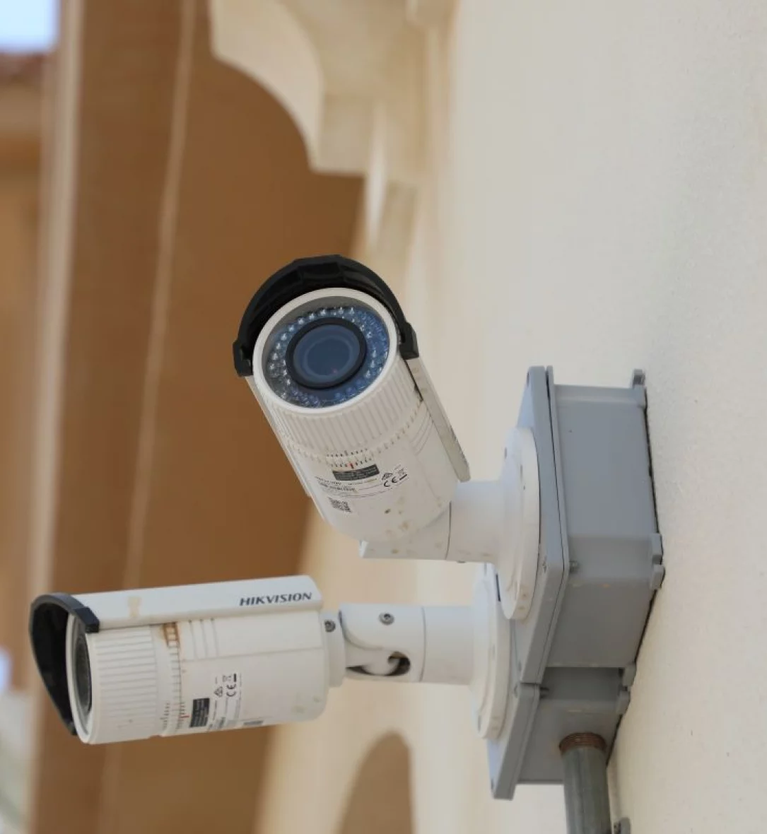 تسجيل كاميرات المراقبة CCTV Doha Qatar الدوحة قطر